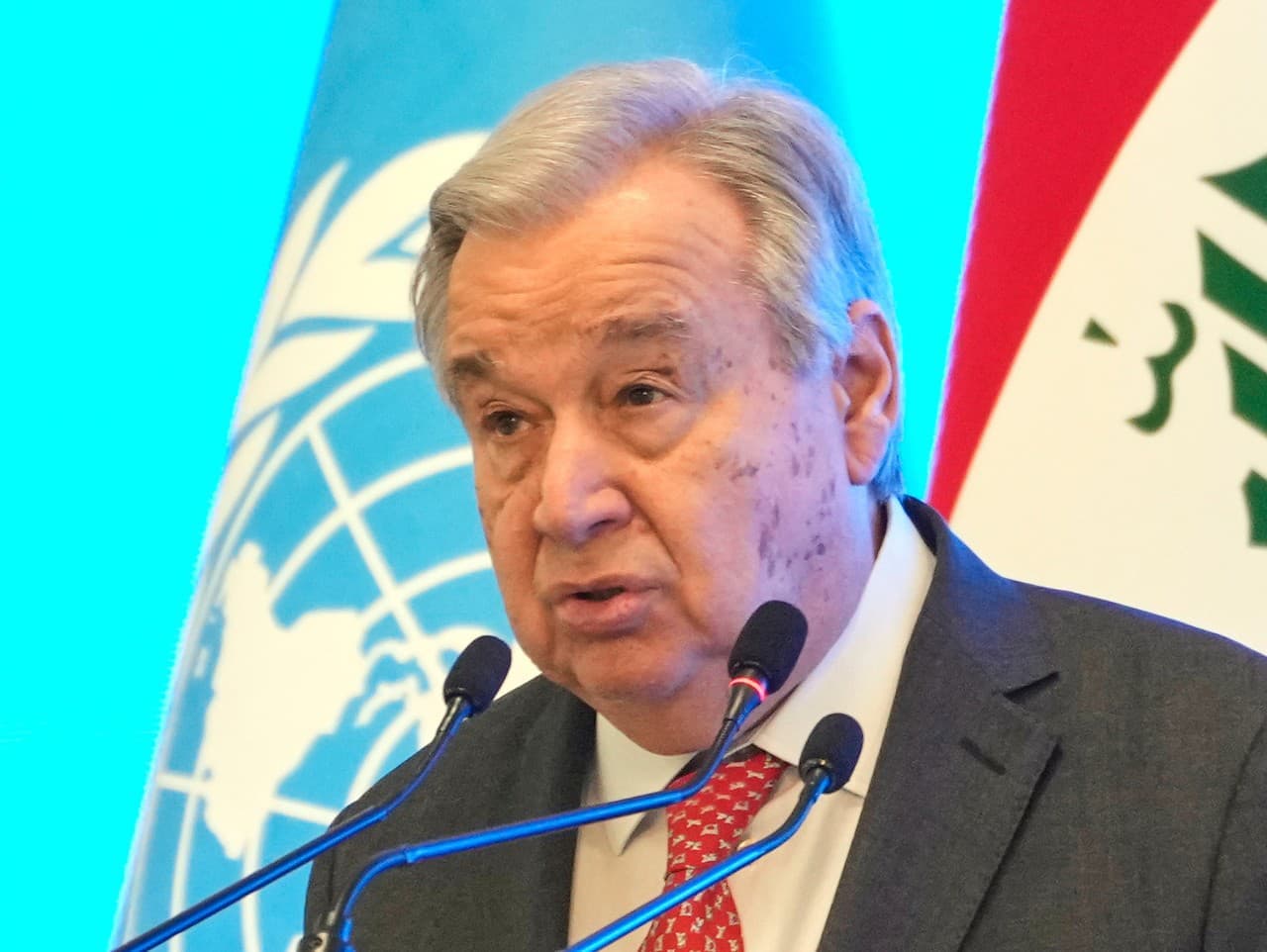 Guterres vyjadruje poľutovanie nad odchodom USA z medzinárodných inštitúcií