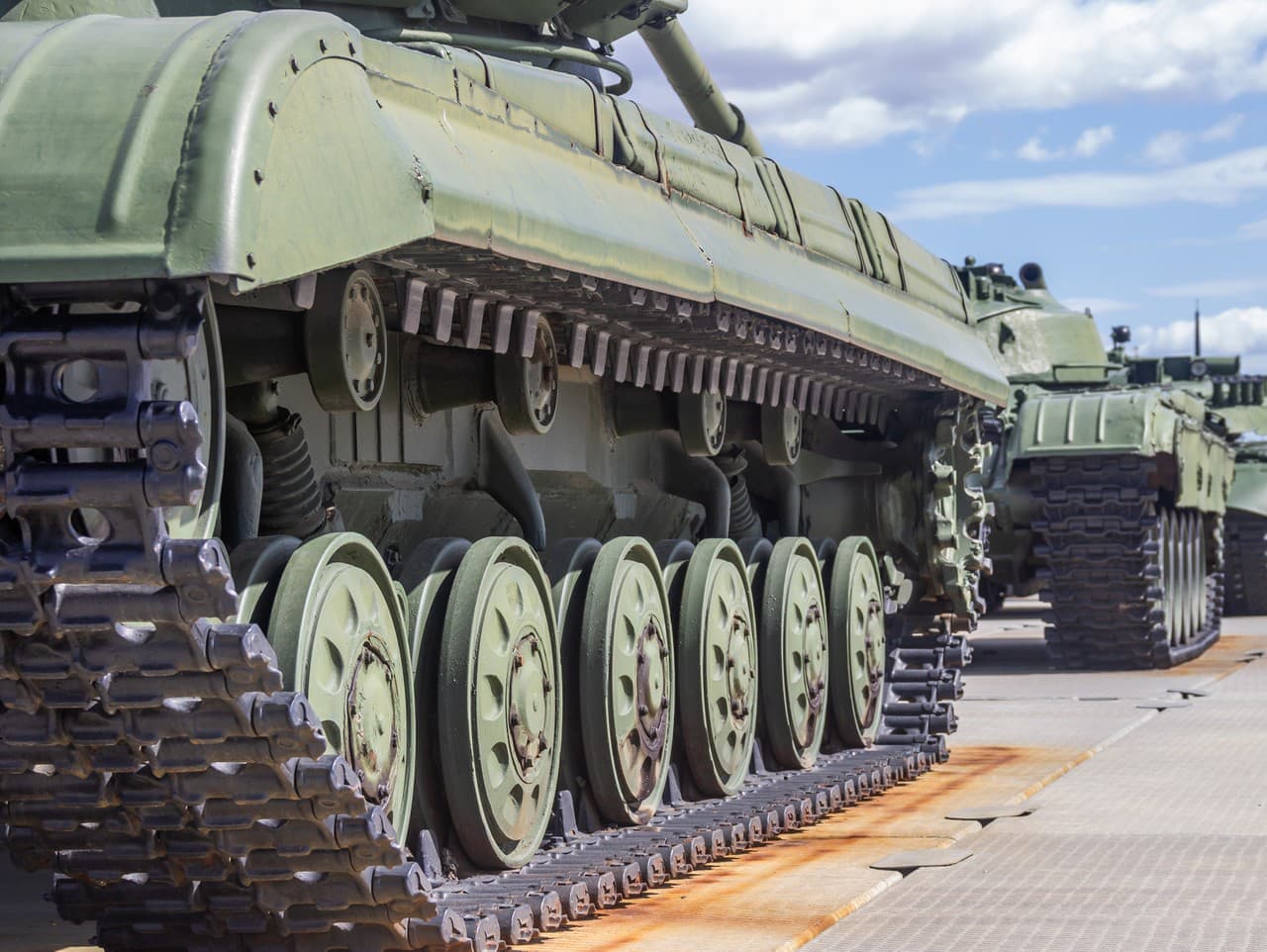 Sankcie EÚ voči Rusku: Vojenské vybavenie sa dostáva cez tretie krajiny